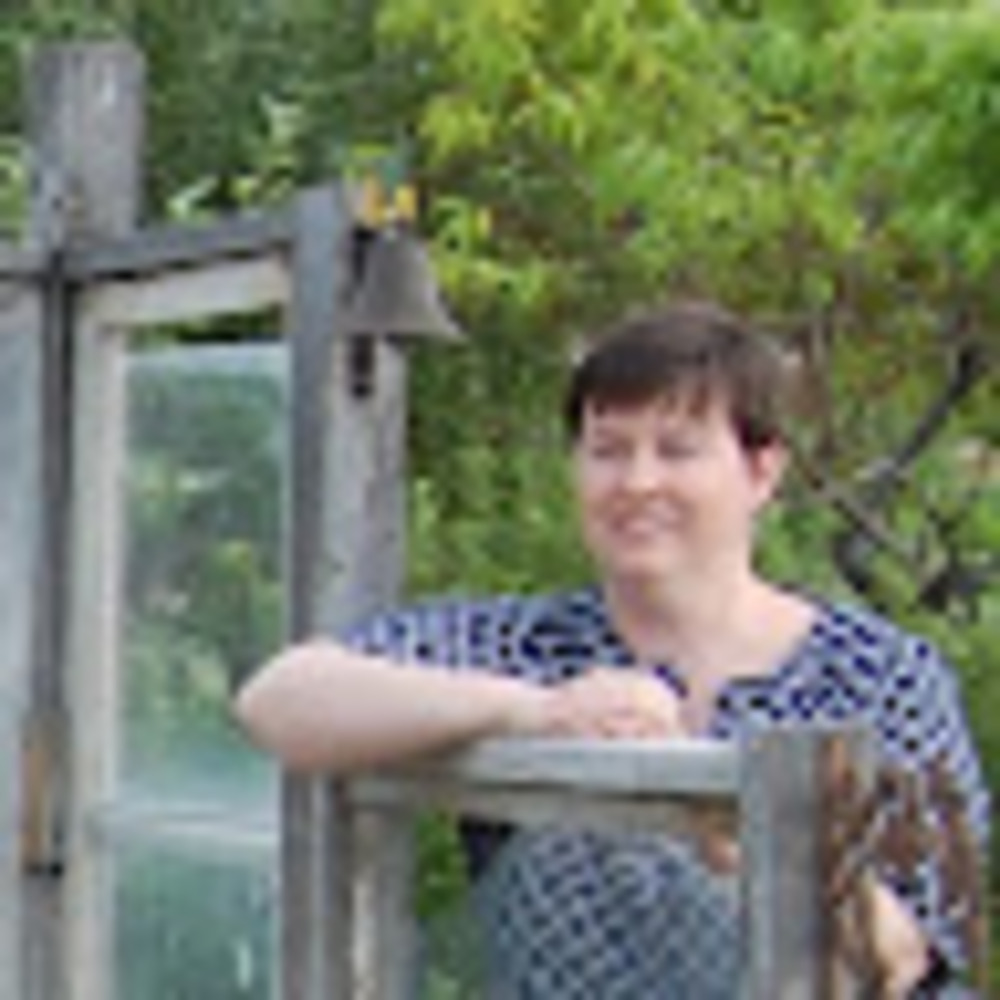 Meet your Posher, Jolinda